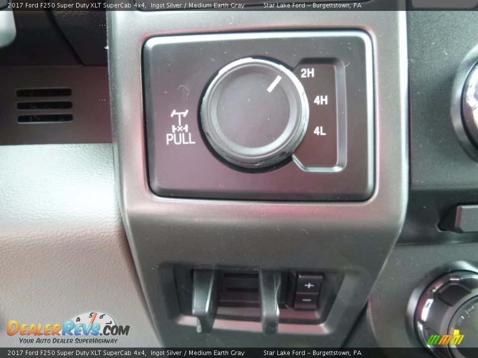 2017 Ford F250 Super Duty XLT SuperCab 4x4 Ingot Silver / Medium Earth Gray Photo #16