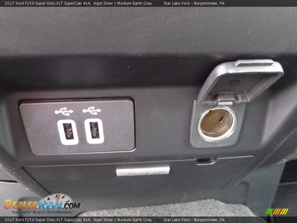 2017 Ford F250 Super Duty XLT SuperCab 4x4 Ingot Silver / Medium Earth Gray Photo #19
