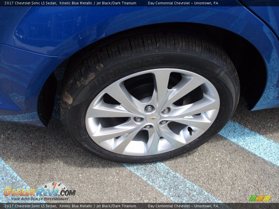 2017 Chevrolet Sonic LS Sedan Kinetic Blue Metallic / Jet Black/Dark Titanium Photo #6