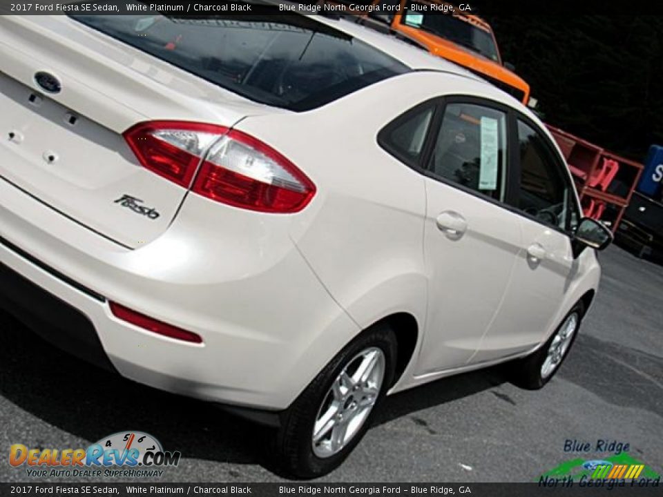 2017 Ford Fiesta SE Sedan White Platinum / Charcoal Black Photo #34