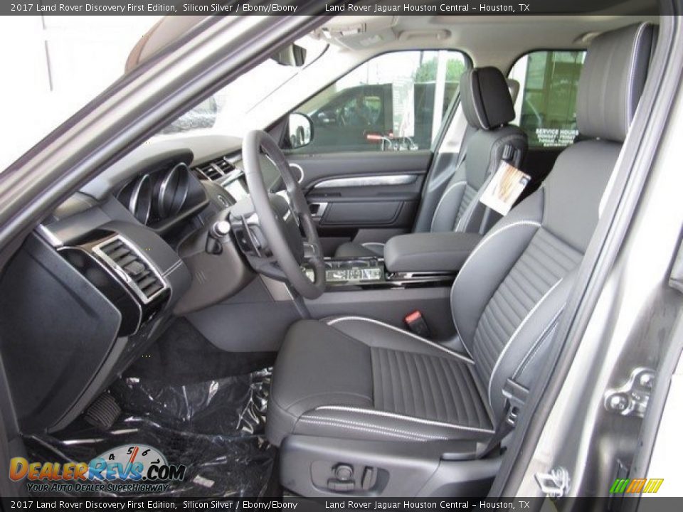 Ebony/Ebony Interior - 2017 Land Rover Discovery First Edition Photo #3
