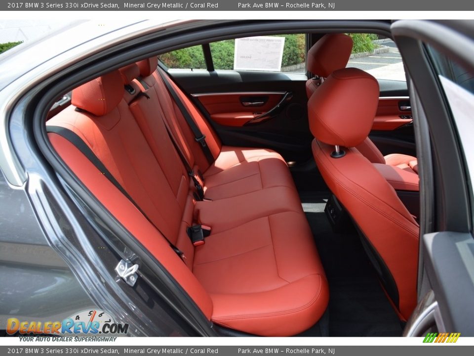 2017 BMW 3 Series 330i xDrive Sedan Mineral Grey Metallic / Coral Red Photo #25