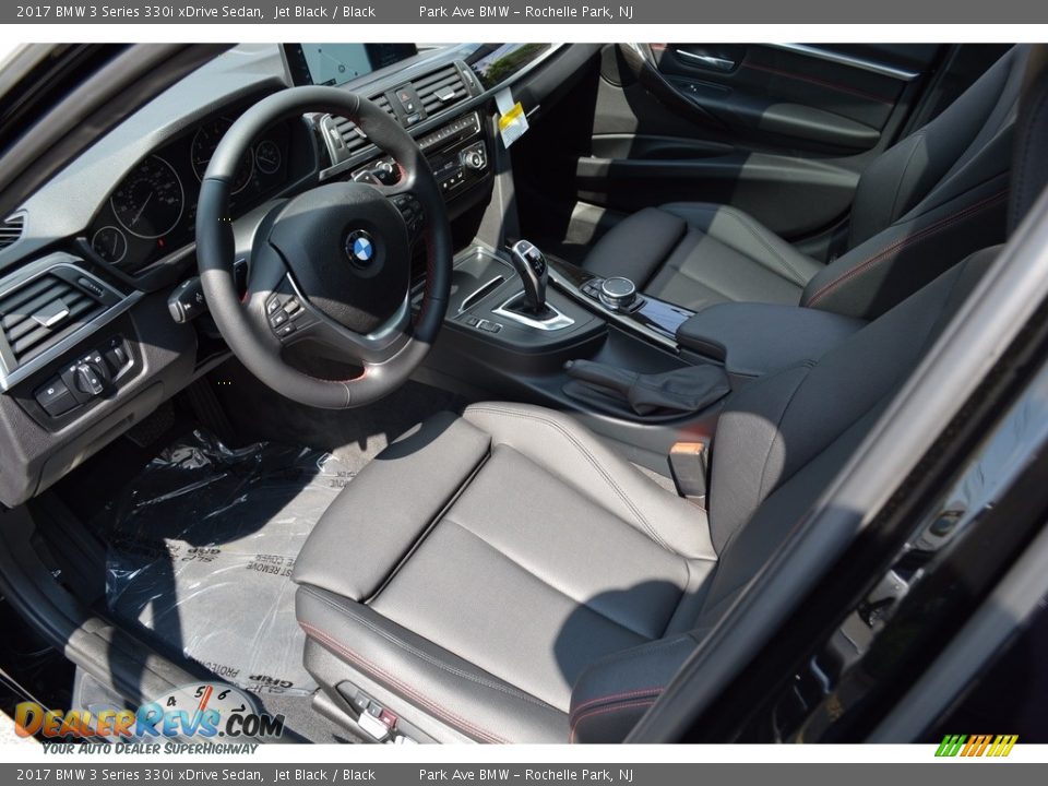 2017 BMW 3 Series 330i xDrive Sedan Jet Black / Black Photo #10