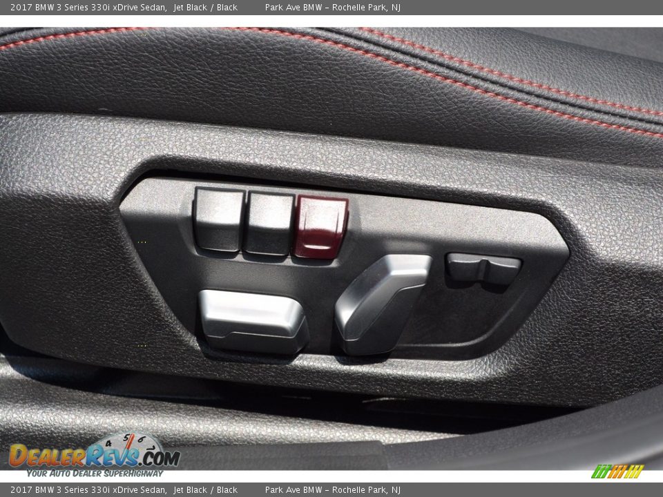 2017 BMW 3 Series 330i xDrive Sedan Jet Black / Black Photo #12