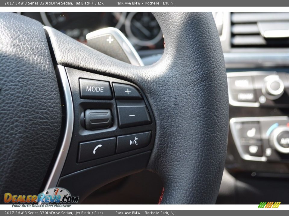 2017 BMW 3 Series 330i xDrive Sedan Jet Black / Black Photo #20