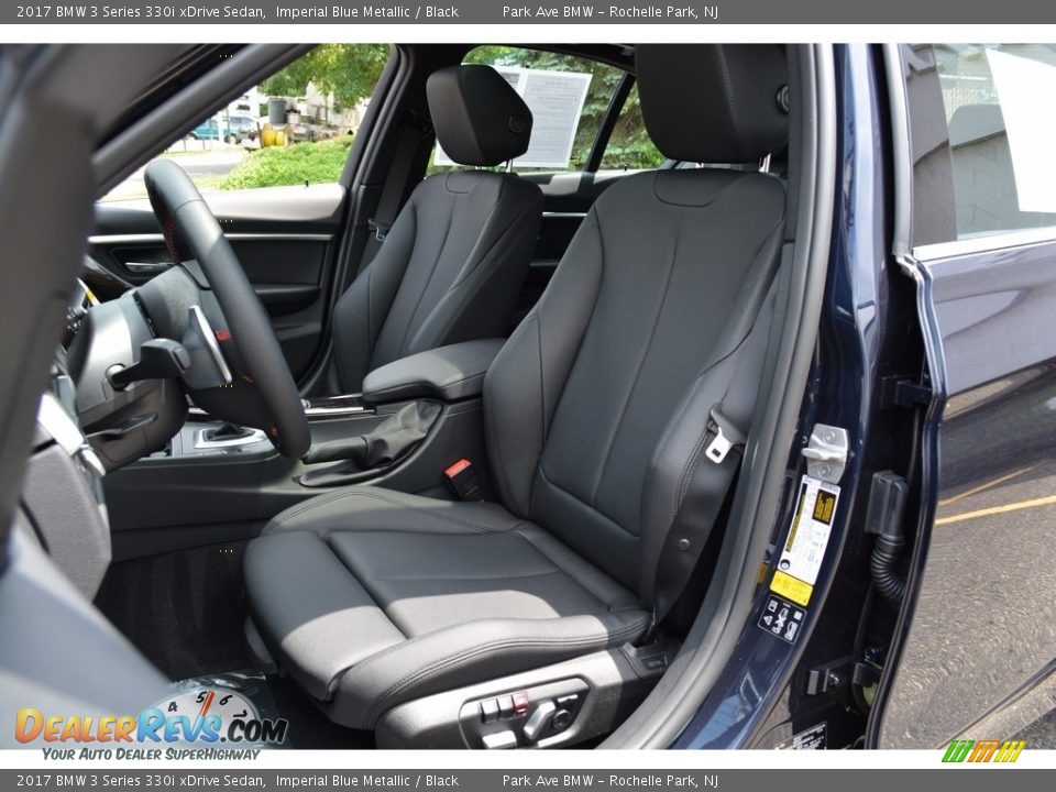 2017 BMW 3 Series 330i xDrive Sedan Imperial Blue Metallic / Black Photo #13