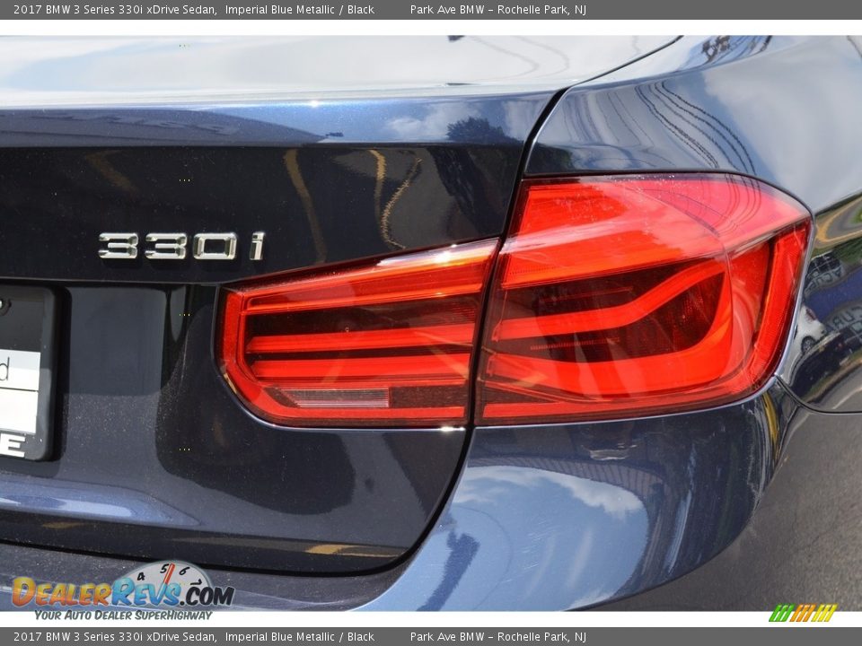 2017 BMW 3 Series 330i xDrive Sedan Imperial Blue Metallic / Black Photo #23