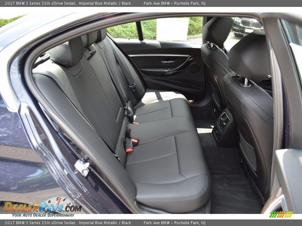 2017 BMW 3 Series 330i xDrive Sedan Imperial Blue Metallic / Black Photo #25