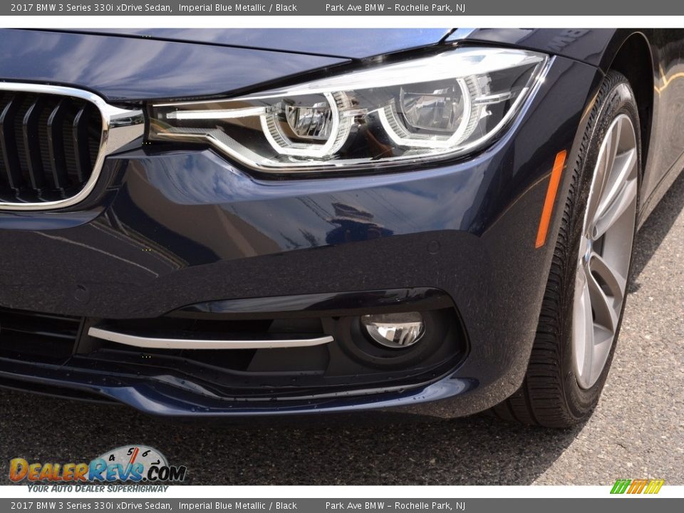 2017 BMW 3 Series 330i xDrive Sedan Imperial Blue Metallic / Black Photo #31