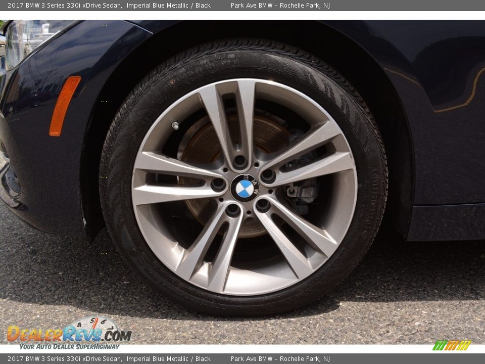 2017 BMW 3 Series 330i xDrive Sedan Imperial Blue Metallic / Black Photo #32
