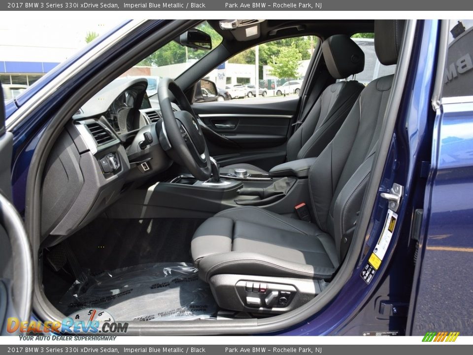 2017 BMW 3 Series 330i xDrive Sedan Imperial Blue Metallic / Black Photo #11