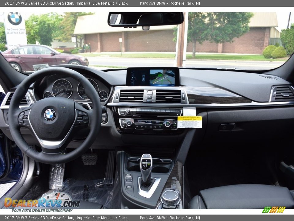 2017 BMW 3 Series 330i xDrive Sedan Imperial Blue Metallic / Black Photo #15