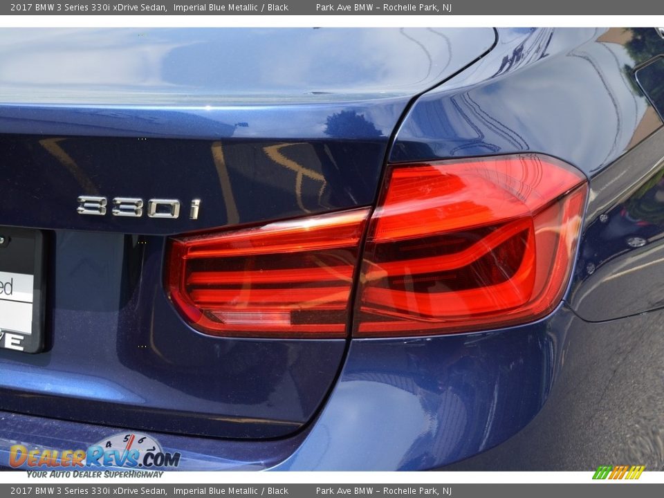 2017 BMW 3 Series 330i xDrive Sedan Imperial Blue Metallic / Black Photo #23