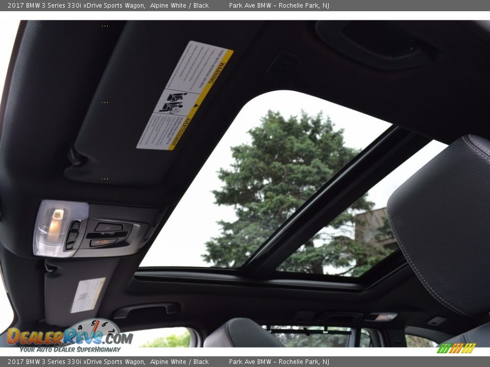 Sunroof of 2017 BMW 3 Series 330i xDrive Sports Wagon Photo #14