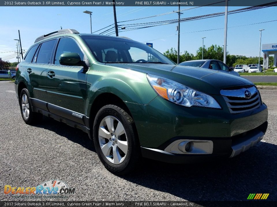 Front 3/4 View of 2012 Subaru Outback 3.6R Limited Photo #1