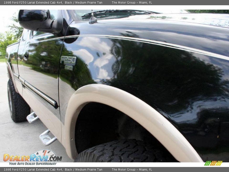 1998 Ford F250 Lariat Extended Cab 4x4 Black / Medium Prairie Tan Photo #14