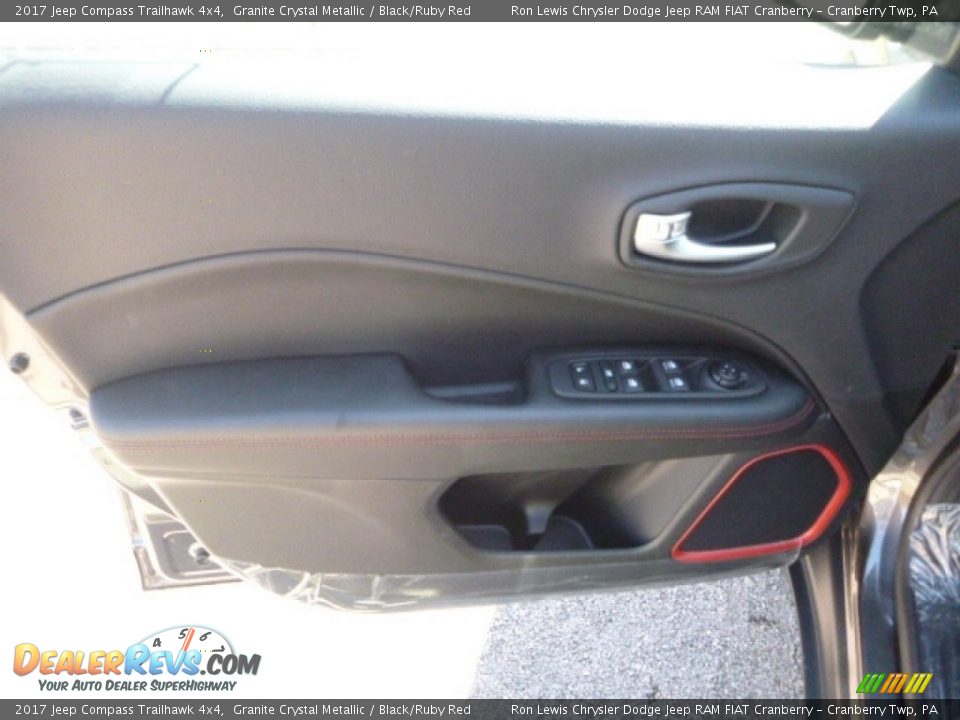 2017 Jeep Compass Trailhawk 4x4 Granite Crystal Metallic / Black/Ruby Red Photo #13