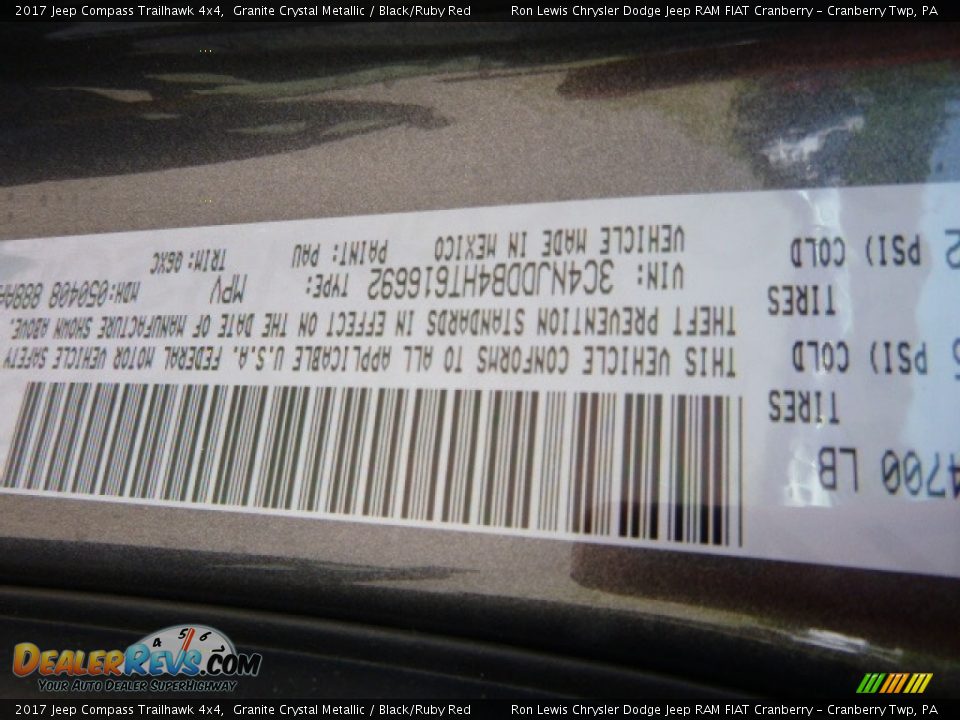 2017 Jeep Compass Trailhawk 4x4 Granite Crystal Metallic / Black/Ruby Red Photo #14