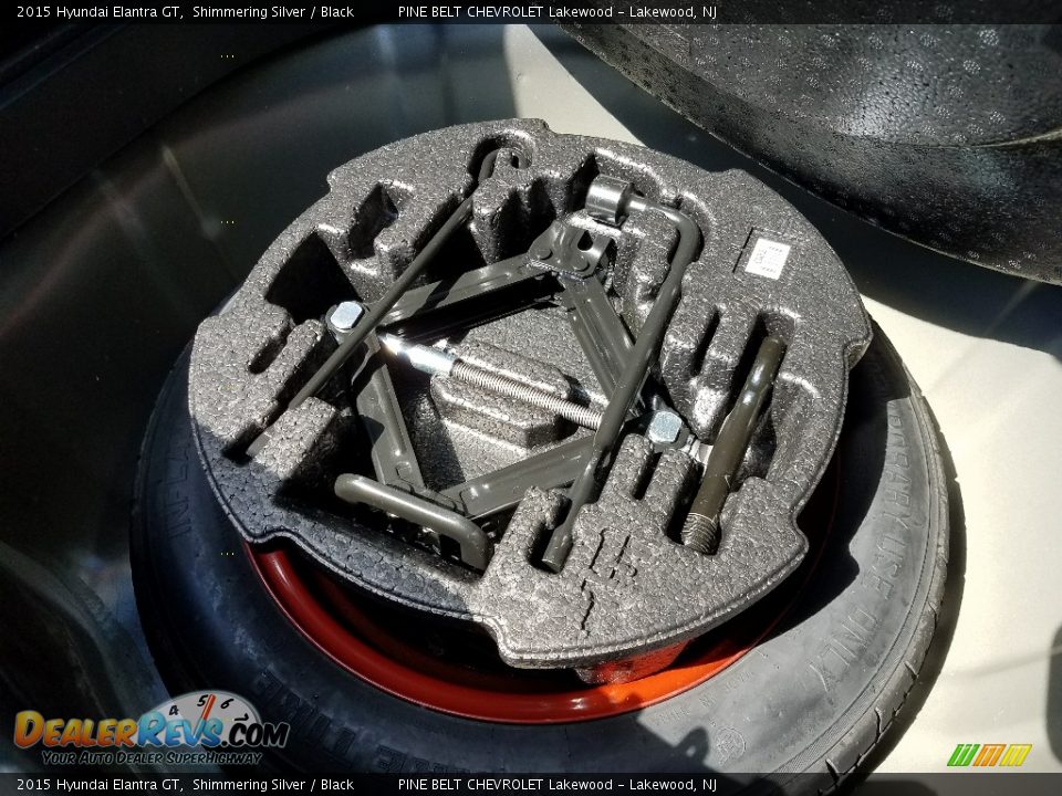 2015 Hyundai Elantra GT Shimmering Silver / Black Photo #10