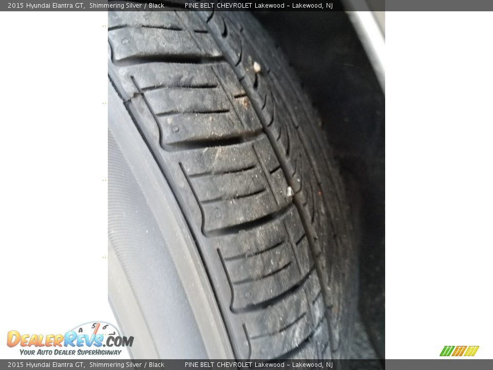 2015 Hyundai Elantra GT Shimmering Silver / Black Photo #23