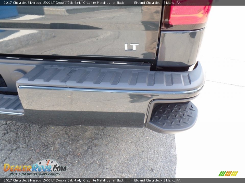 2017 Chevrolet Silverado 1500 LT Double Cab 4x4 Graphite Metallic / Jet Black Photo #12