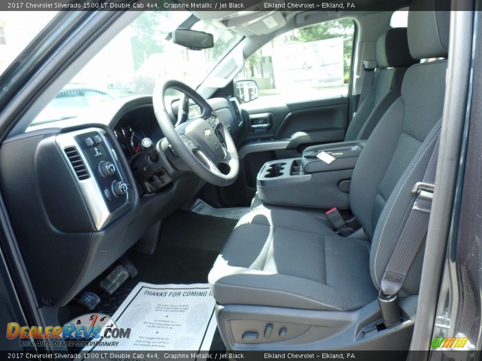 2017 Chevrolet Silverado 1500 LT Double Cab 4x4 Graphite Metallic / Jet Black Photo #16