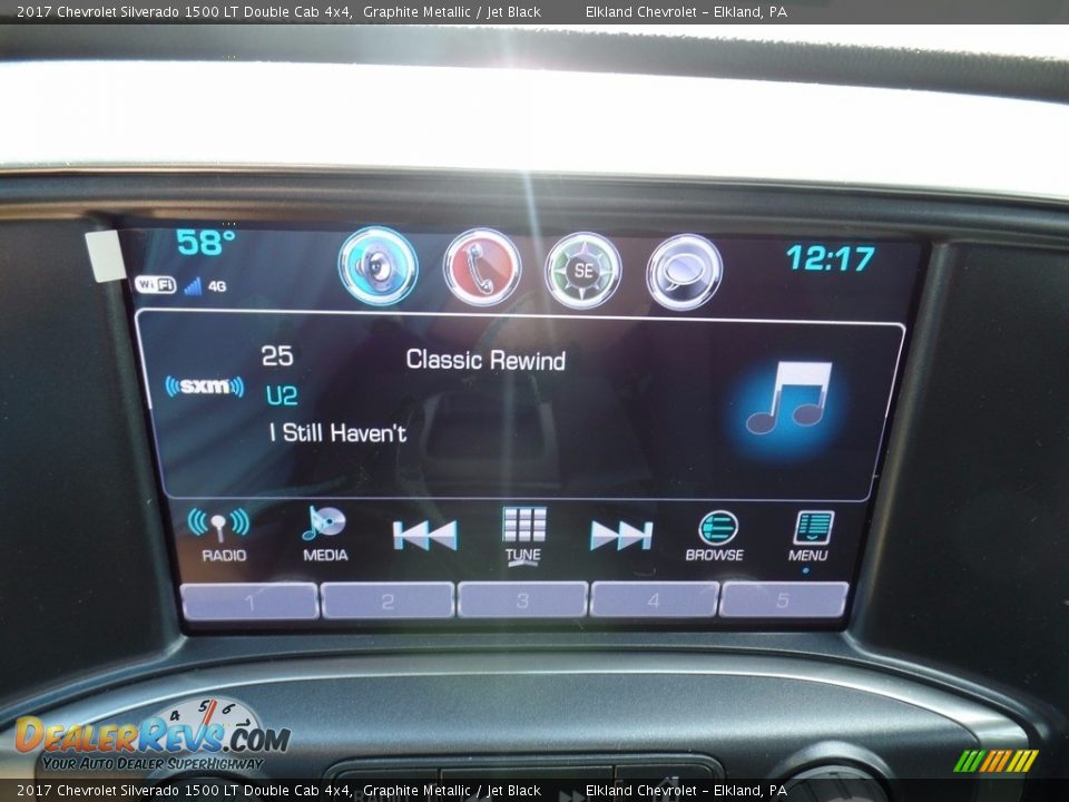 2017 Chevrolet Silverado 1500 LT Double Cab 4x4 Graphite Metallic / Jet Black Photo #30