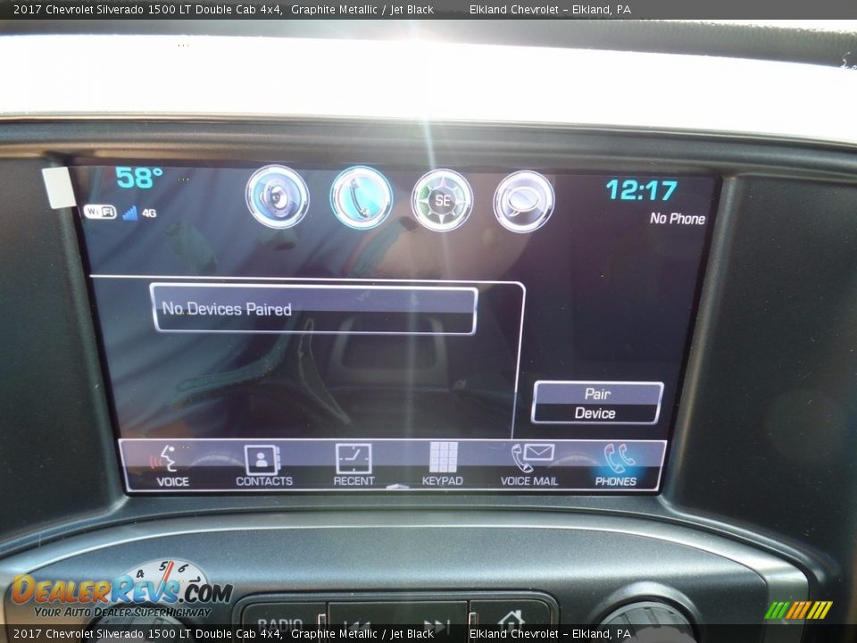 2017 Chevrolet Silverado 1500 LT Double Cab 4x4 Graphite Metallic / Jet Black Photo #31