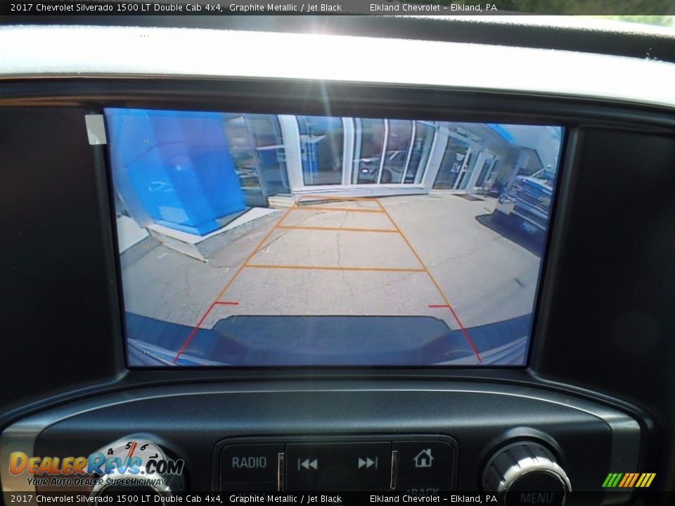 2017 Chevrolet Silverado 1500 LT Double Cab 4x4 Graphite Metallic / Jet Black Photo #32