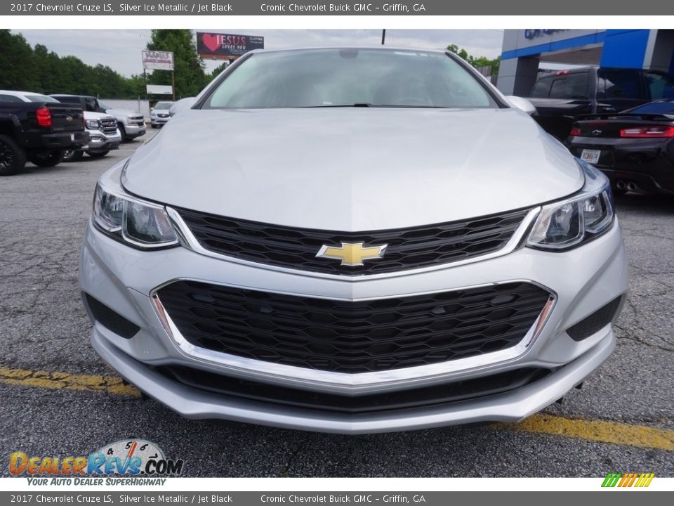 2017 Chevrolet Cruze LS Silver Ice Metallic / Jet Black Photo #2