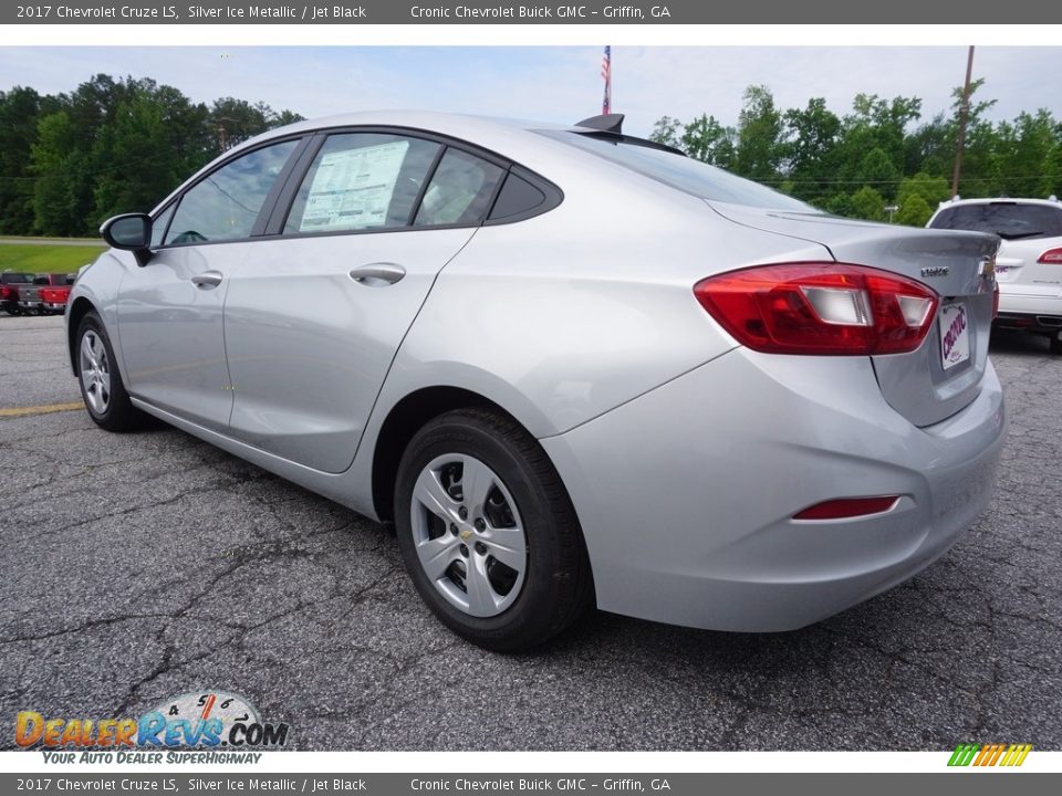 2017 Chevrolet Cruze LS Silver Ice Metallic / Jet Black Photo #5