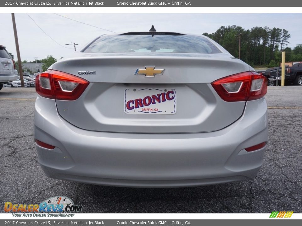 2017 Chevrolet Cruze LS Silver Ice Metallic / Jet Black Photo #6
