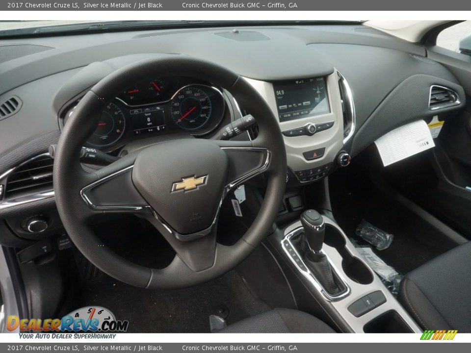 2017 Chevrolet Cruze LS Silver Ice Metallic / Jet Black Photo #10