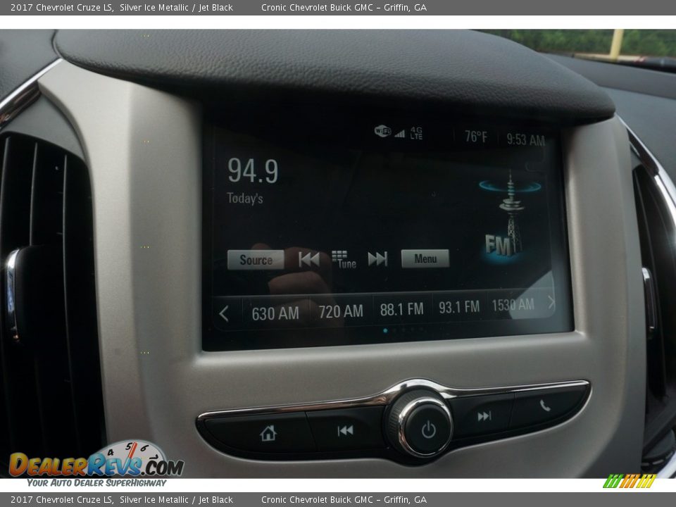 2017 Chevrolet Cruze LS Silver Ice Metallic / Jet Black Photo #14