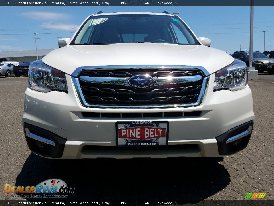 2017 Subaru Forester 2.5i Premium Crystal White Pearl / Gray Photo #2