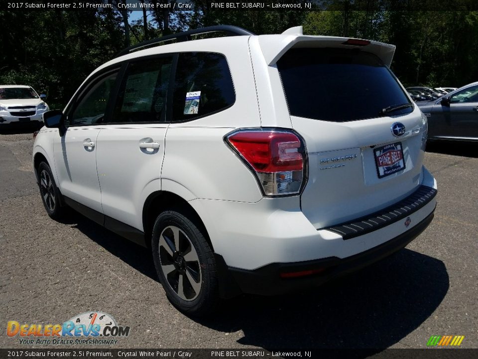 2017 Subaru Forester 2.5i Premium Crystal White Pearl / Gray Photo #4