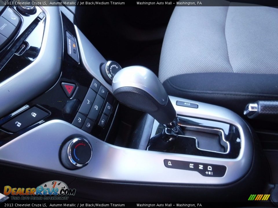 2013 Chevrolet Cruze LS Autumn Metallic / Jet Black/Medium Titanium Photo #15