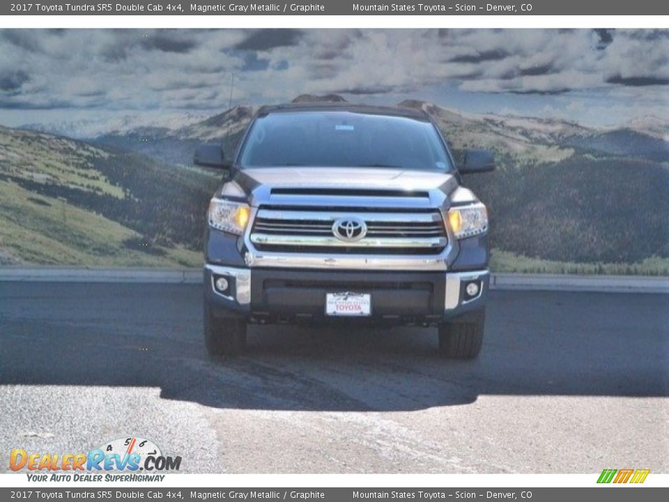 2017 Toyota Tundra SR5 Double Cab 4x4 Magnetic Gray Metallic / Graphite Photo #2