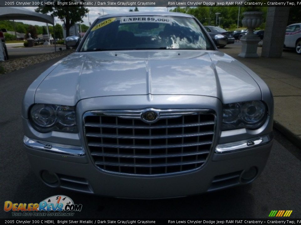 2005 Chrysler 300 C HEMI Bright Silver Metallic / Dark Slate Gray/Light Graystone Photo #4