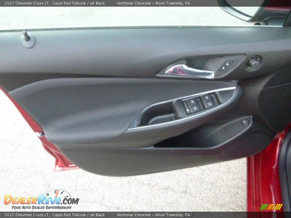 2017 Chevrolet Cruze LT Cajun Red Tintcoat / Jet Black Photo #15
