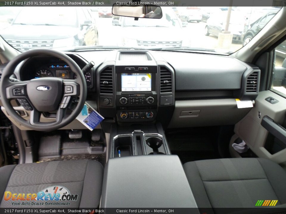 2017 Ford F150 XL SuperCab 4x4 Shadow Black / Black Photo #8