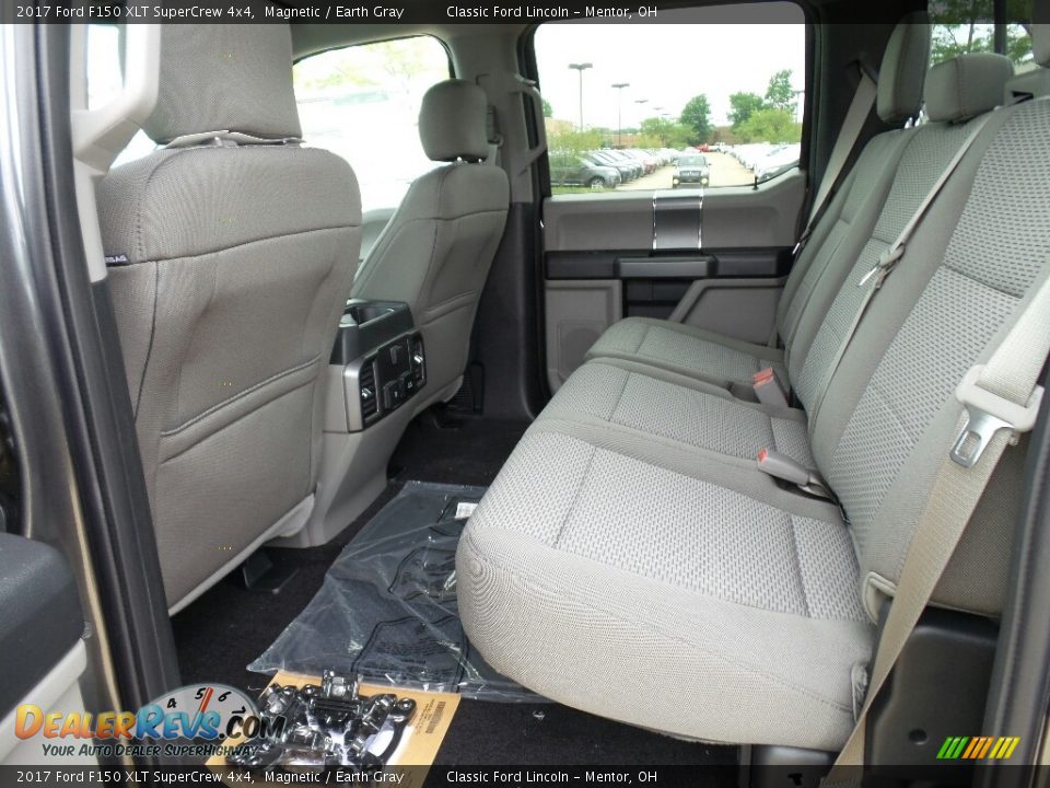 2017 Ford F150 XLT SuperCrew 4x4 Magnetic / Earth Gray Photo #4