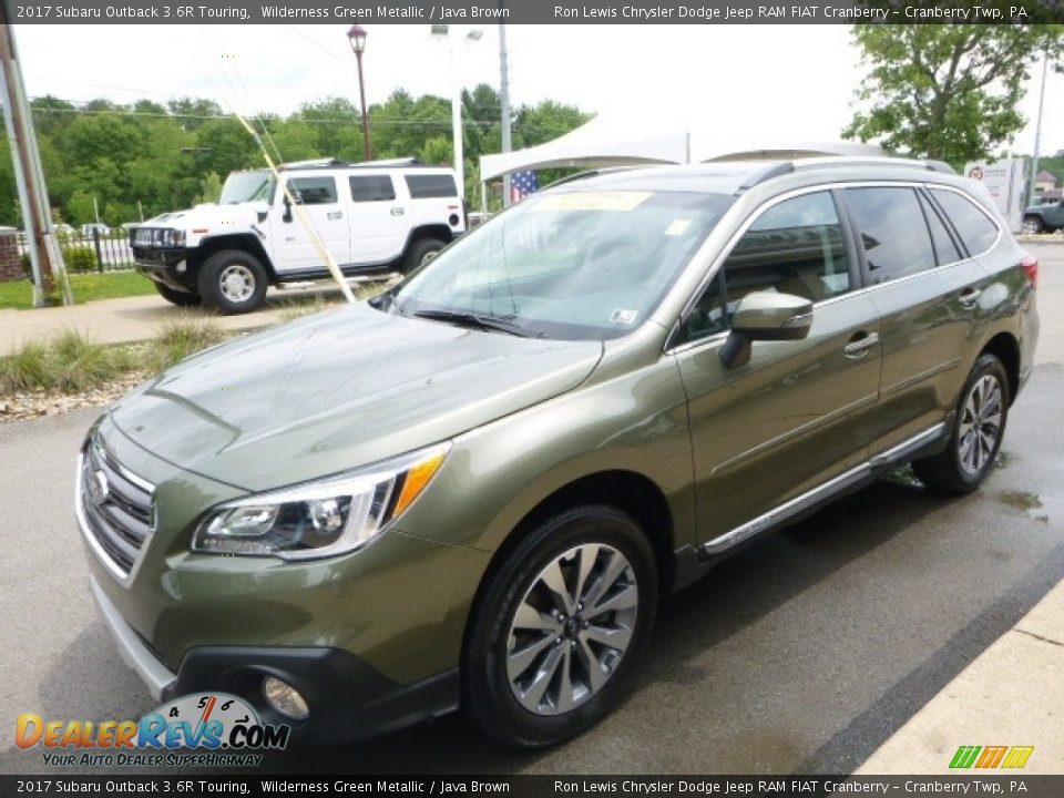 Front 3/4 View of 2017 Subaru Outback 3.6R Touring Photo #5