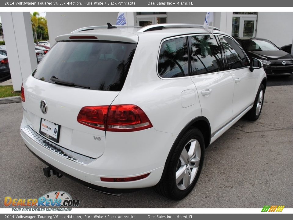 2014 Volkswagen Touareg V6 Lux 4Motion Pure White / Black Anthracite Photo #9