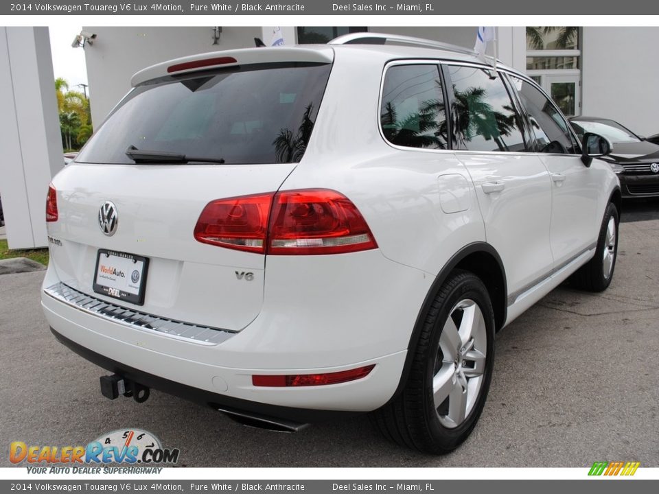 2014 Volkswagen Touareg V6 Lux 4Motion Pure White / Black Anthracite Photo #10
