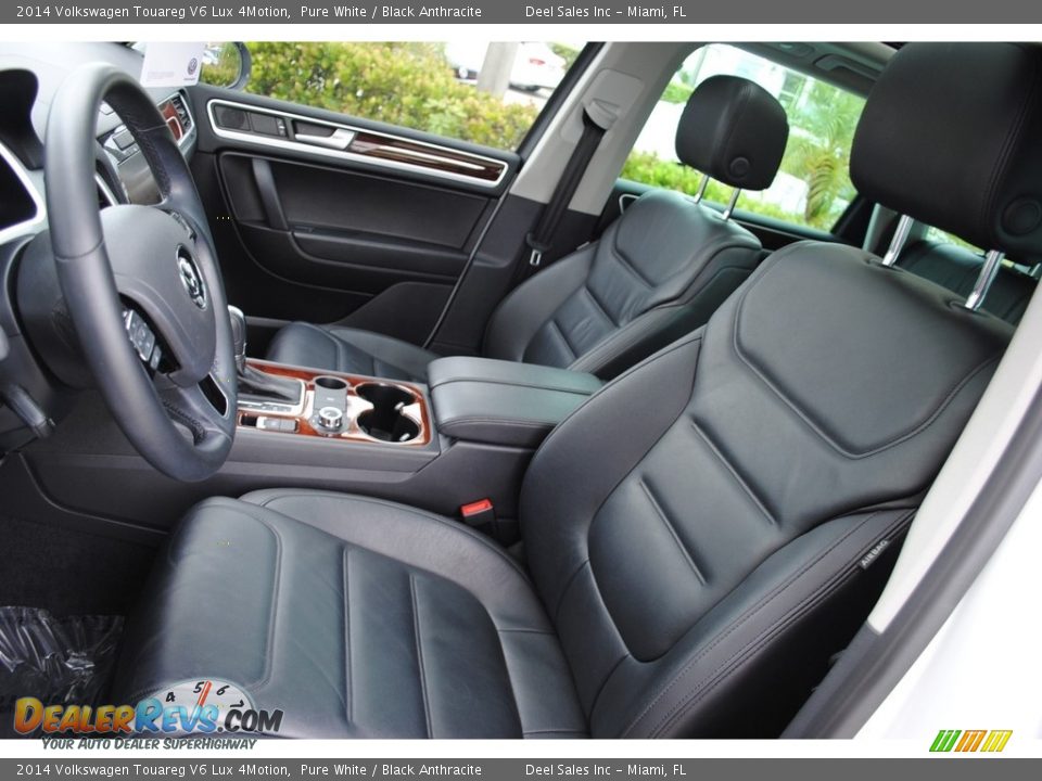 2014 Volkswagen Touareg V6 Lux 4Motion Pure White / Black Anthracite Photo #15