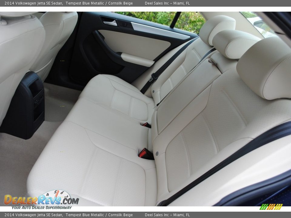 2014 Volkswagen Jetta SE Sedan Tempest Blue Metallic / Cornsilk Beige Photo #12