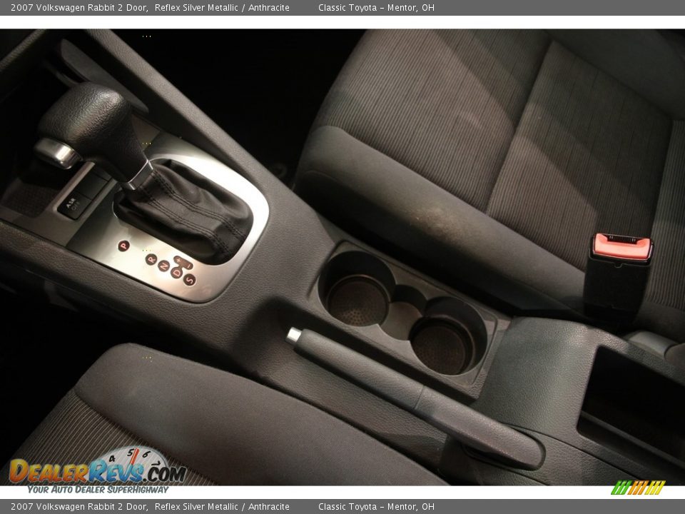 2007 Volkswagen Rabbit 2 Door Reflex Silver Metallic / Anthracite Photo #12