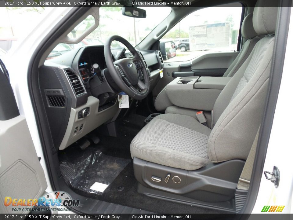 2017 Ford F150 XLT SuperCrew 4x4 Oxford White / Earth Gray Photo #6