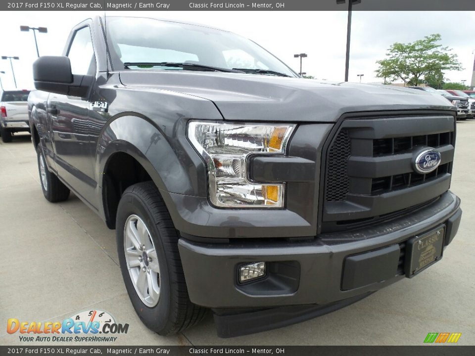 2017 Ford F150 XL Regular Cab Magnetic / Earth Gray Photo #1